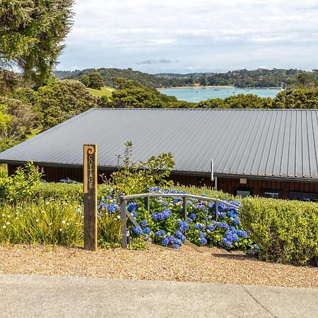 The Cottage At Te Whau Retreat - Stay Waiheke Te Whau Bay Exteriör bild