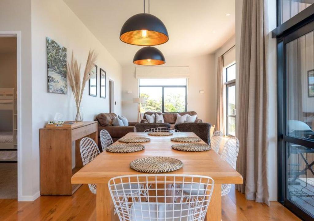 The Cottage At Te Whau Retreat - Stay Waiheke Te Whau Bay Exteriör bild