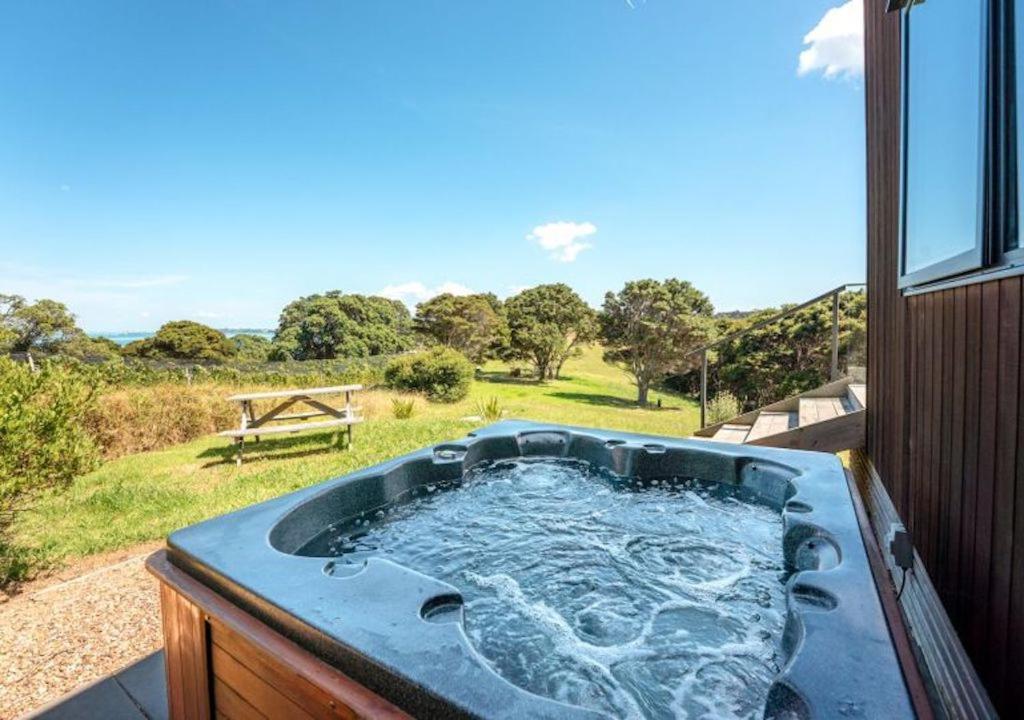 The Cottage At Te Whau Retreat - Stay Waiheke Te Whau Bay Exteriör bild